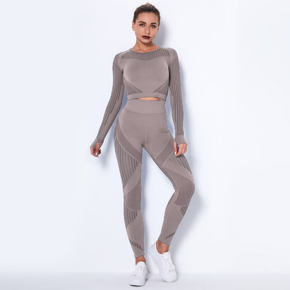 Seamless Knitted Absorbent Yoga Long-Sleeved Suit - Plush Fashions Shop 