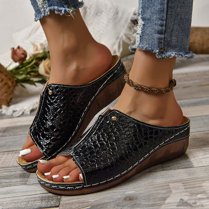 Fashion Crocodile-pattern Wedges Sandals Summer Outdoor Thick-soled Slippers Fish Mouth Shoes For Women - Plush Fashions Shop 