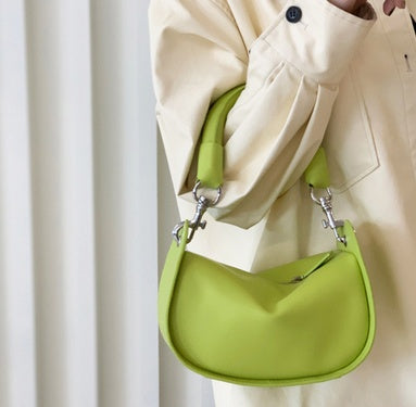 New Female High-end Retro Diagonal Handbag - Plush Fashions Shop 